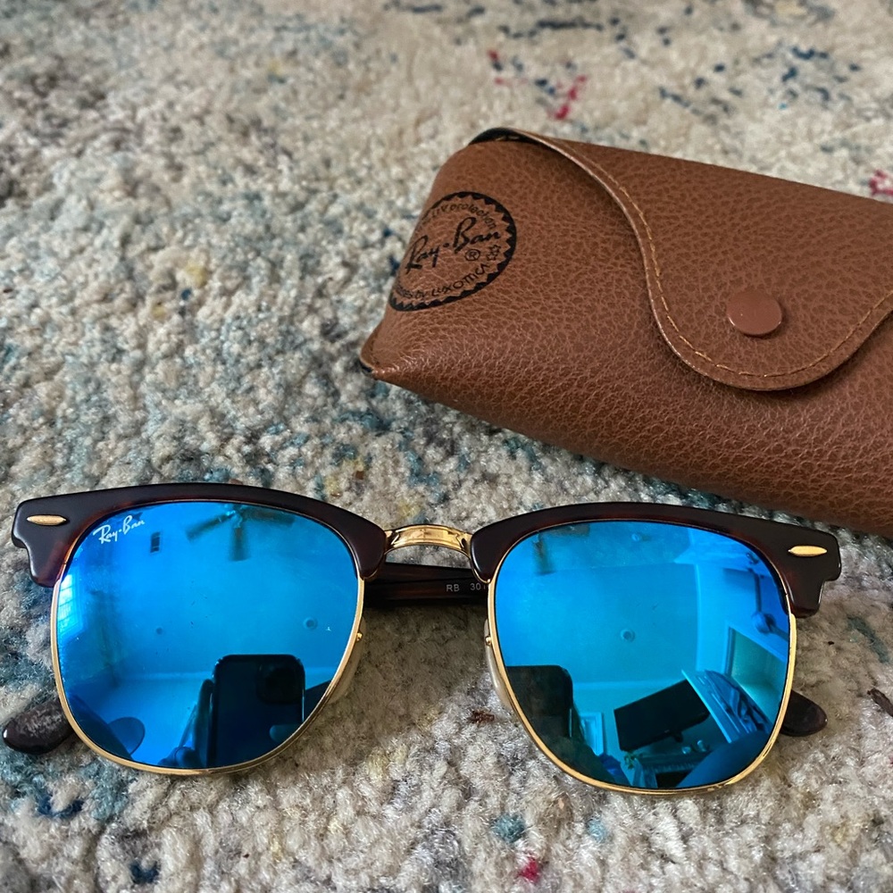 Ray-ban Clubmaster sunglasses